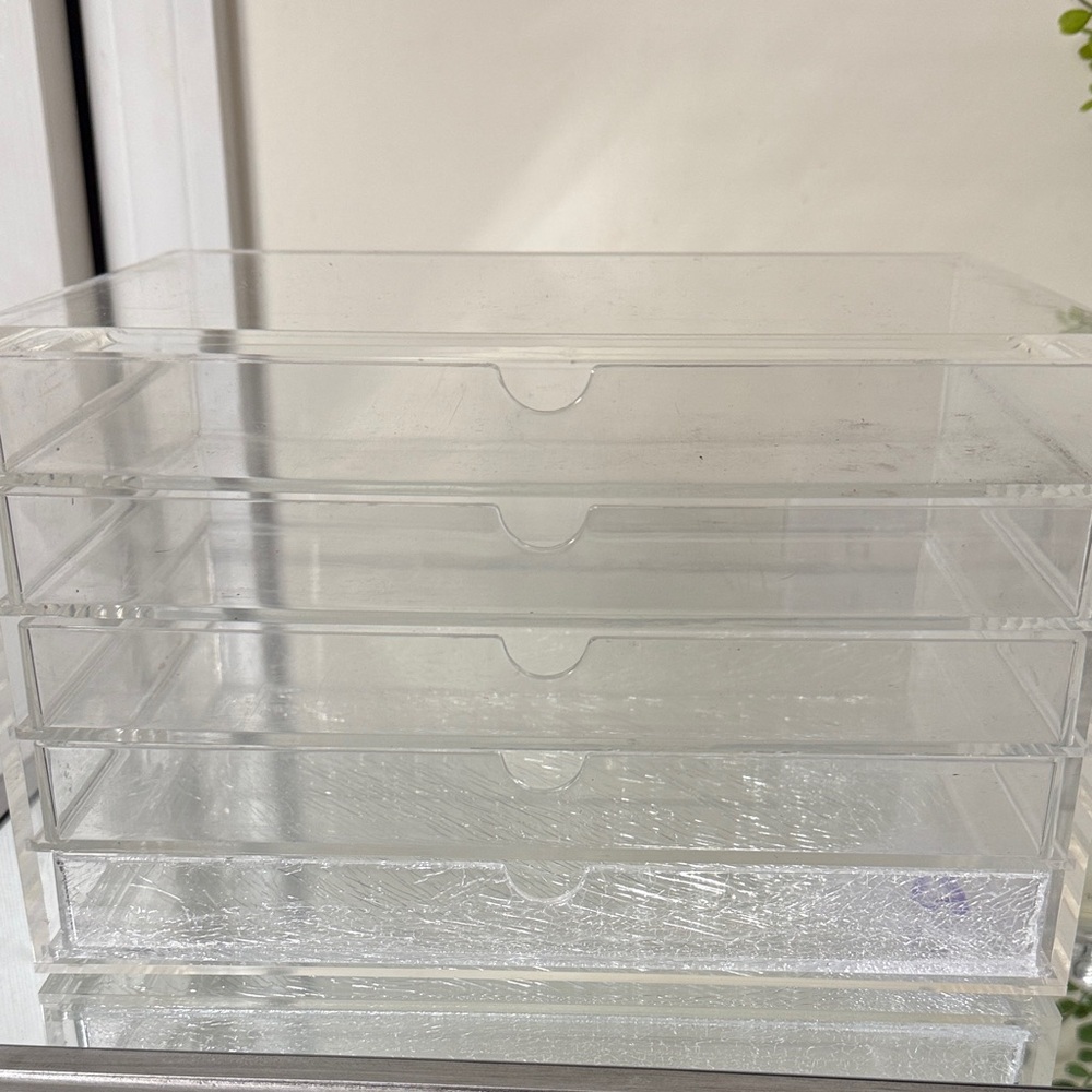 Clear Acrylic Drawer Organizer original MUJI just last drawer has crack